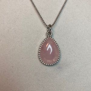 🎁 3 for $15. Genuine Rose Quartz Cabochon Stone Silver Tone Necklace